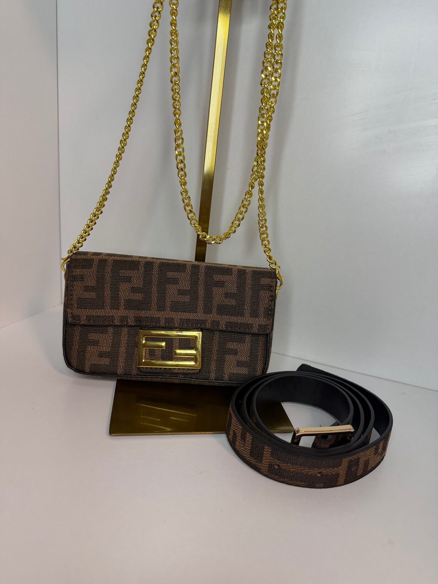 Fend med waist/crossbody bag