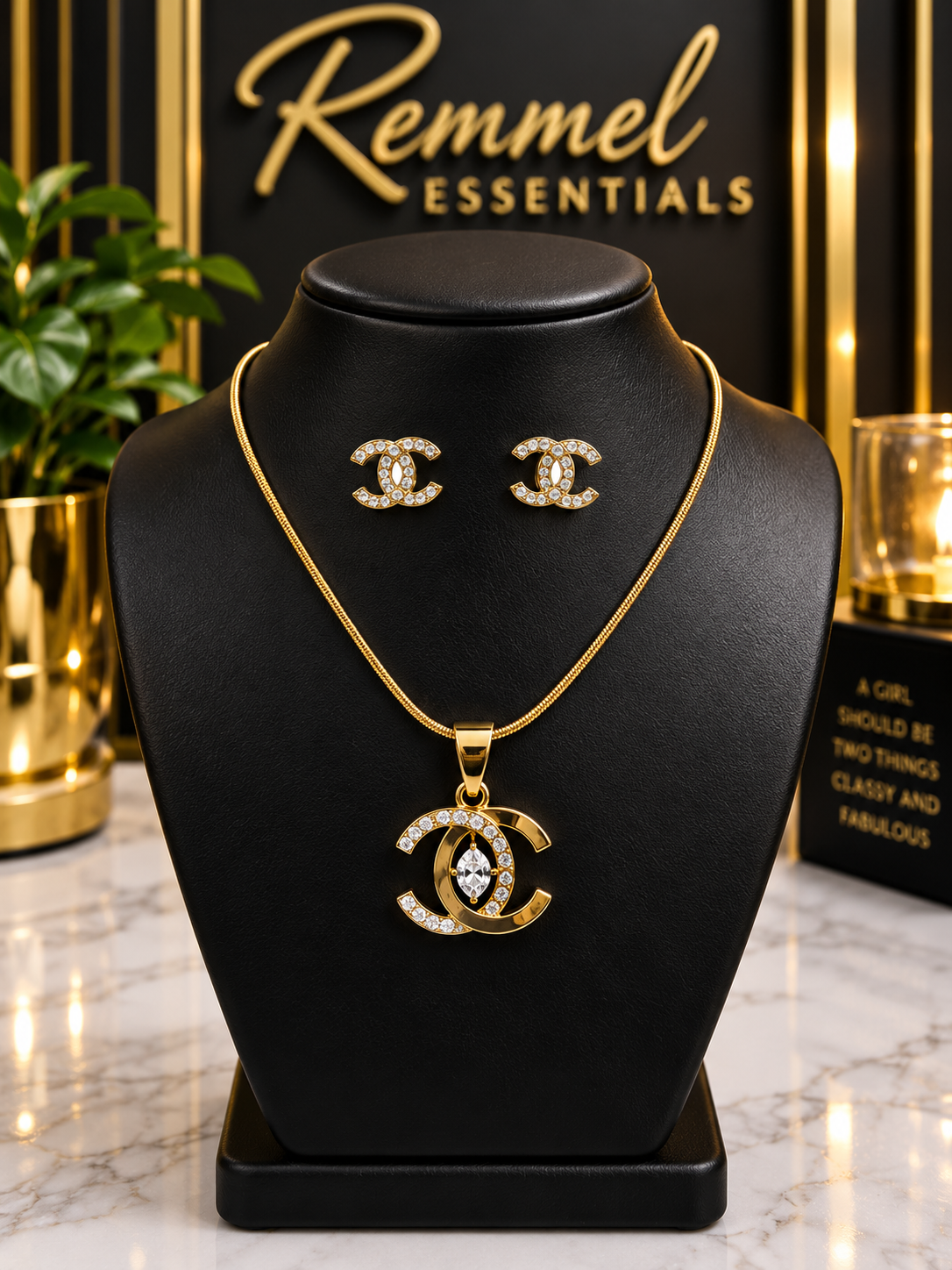 C Necklace Set