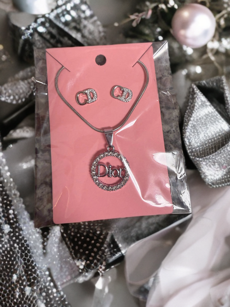 Dior set earring + necklace