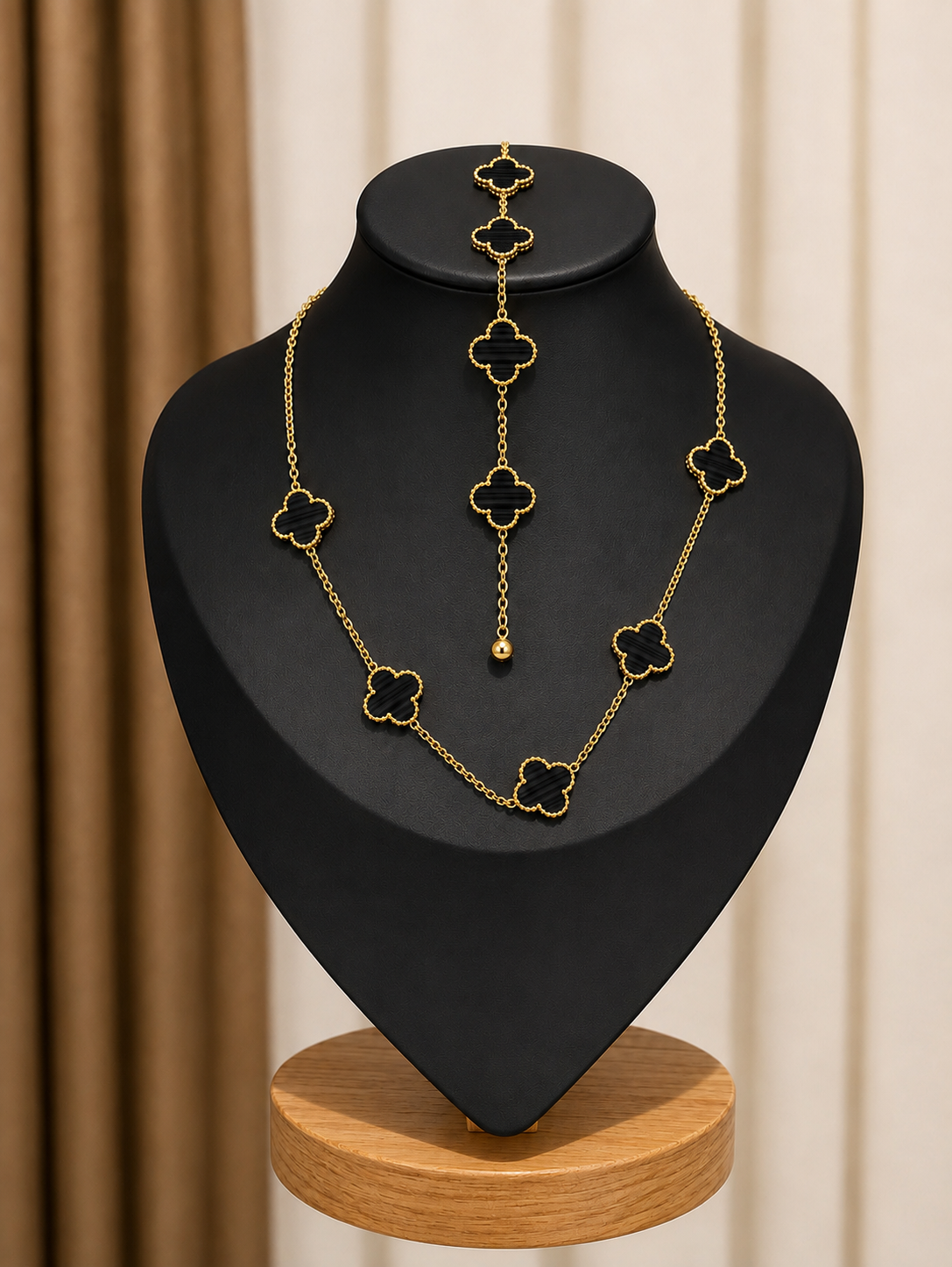 3 Leaf Clover set ( necklace& bracelet)